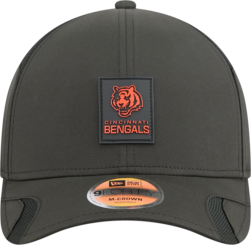 Men's Cincinnati Bengals New Era Black 2025 NFL Sideline Heat 9FORTY M-Crown Adjustable Hat