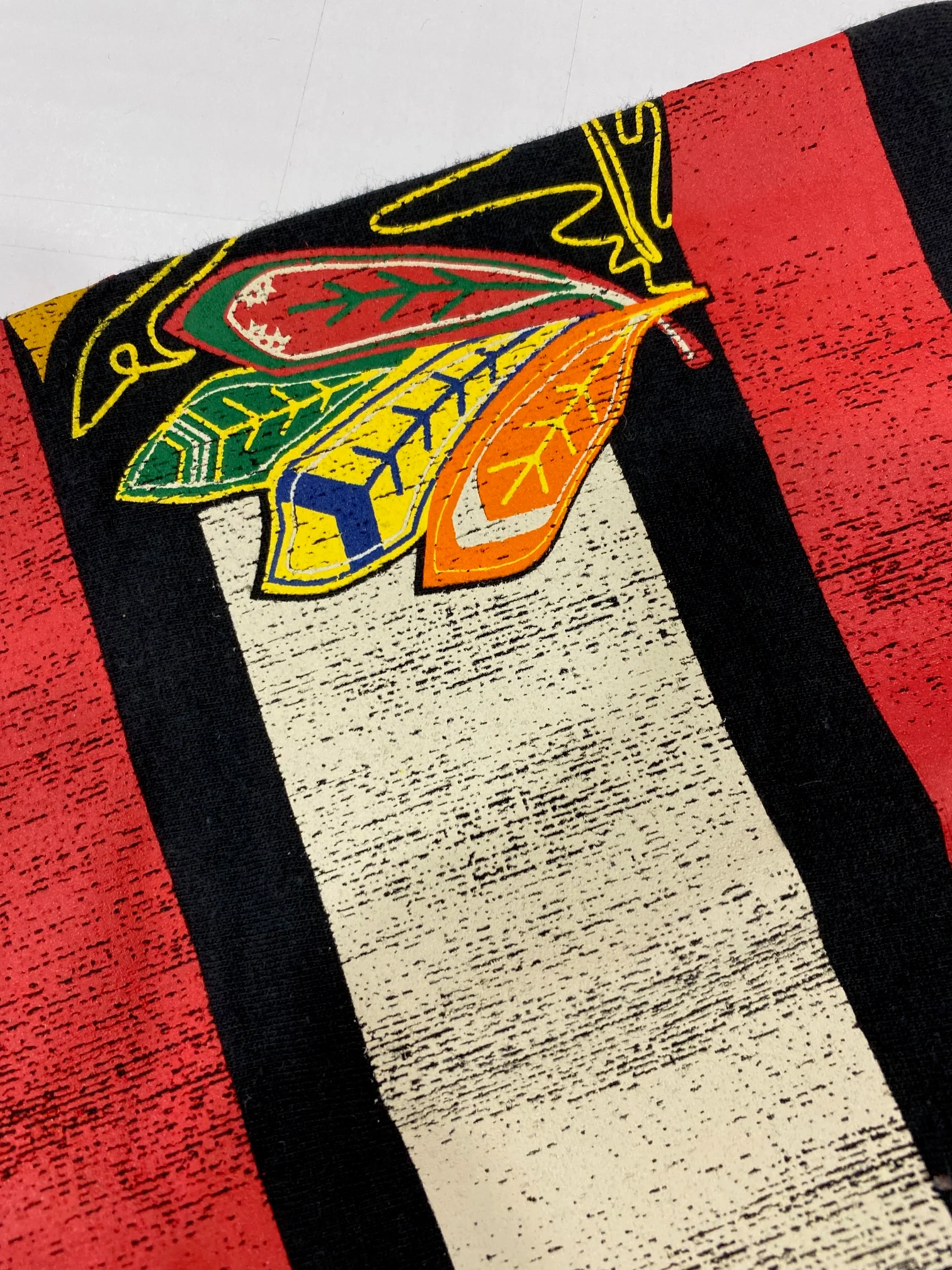 Chicago Blackhawks L/S Applique Crew Neck Tee-Black