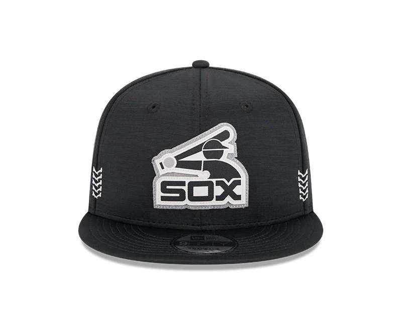 Men's Chicago White Sox New Era Black 2024 Clubhouse 9FIFTY Snapback Hat