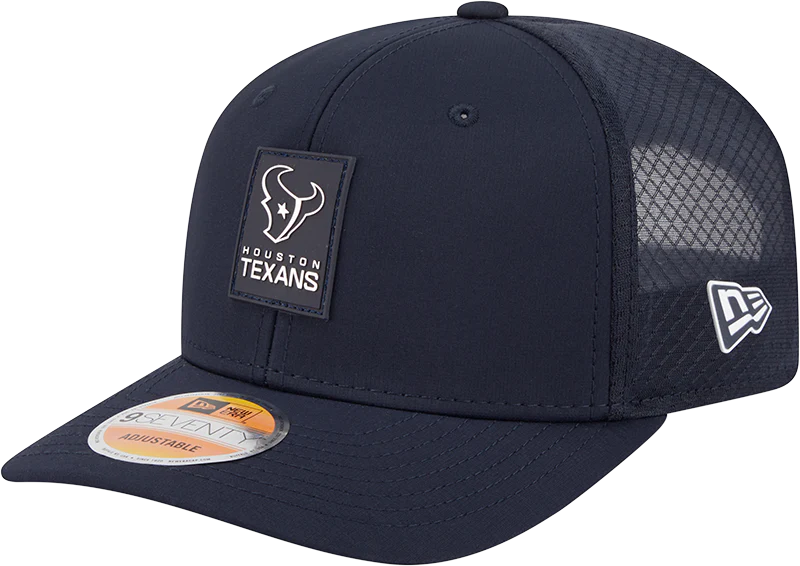 Men's Houston Texans New Era Navy 2025 Sideline 9SEVENTY Trucker Adjustable Hat