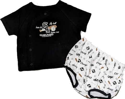 Infant Chicago White Sox Fly Ball 2-Piece Top and Bottom Set