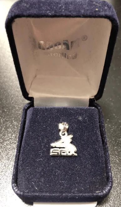 LogoArt Chicago White Sox Sterling Silver Batterman Pendant