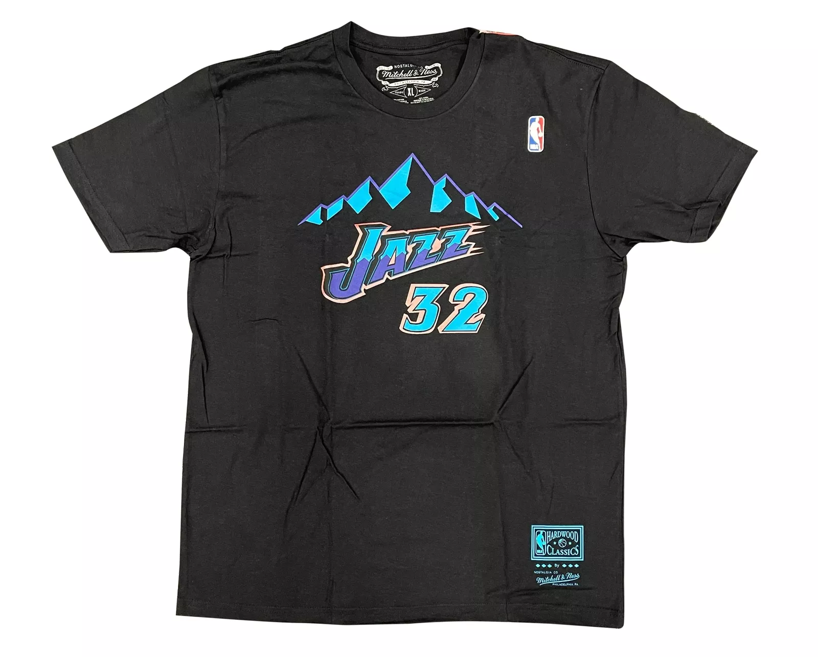 Men's Utah Jazz Karl Malone Mitchell & Ness Black Reload Name & Number T-Shirt