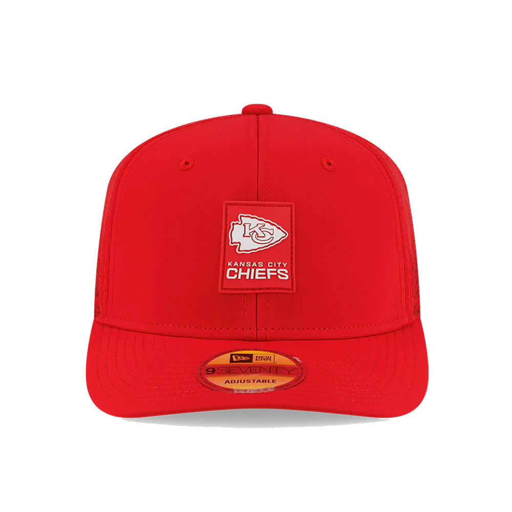 Men's Kansas City Chiefs New Era Red 2025 NFL Sideline Heat 9SEVENTY Adjustable Hat