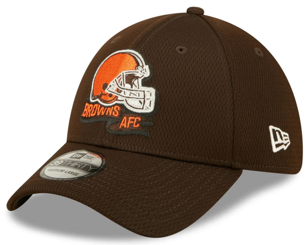 Men's Cleveland Browns New Era Black 2022 Salute to Service 39THIRTY Flex Hat