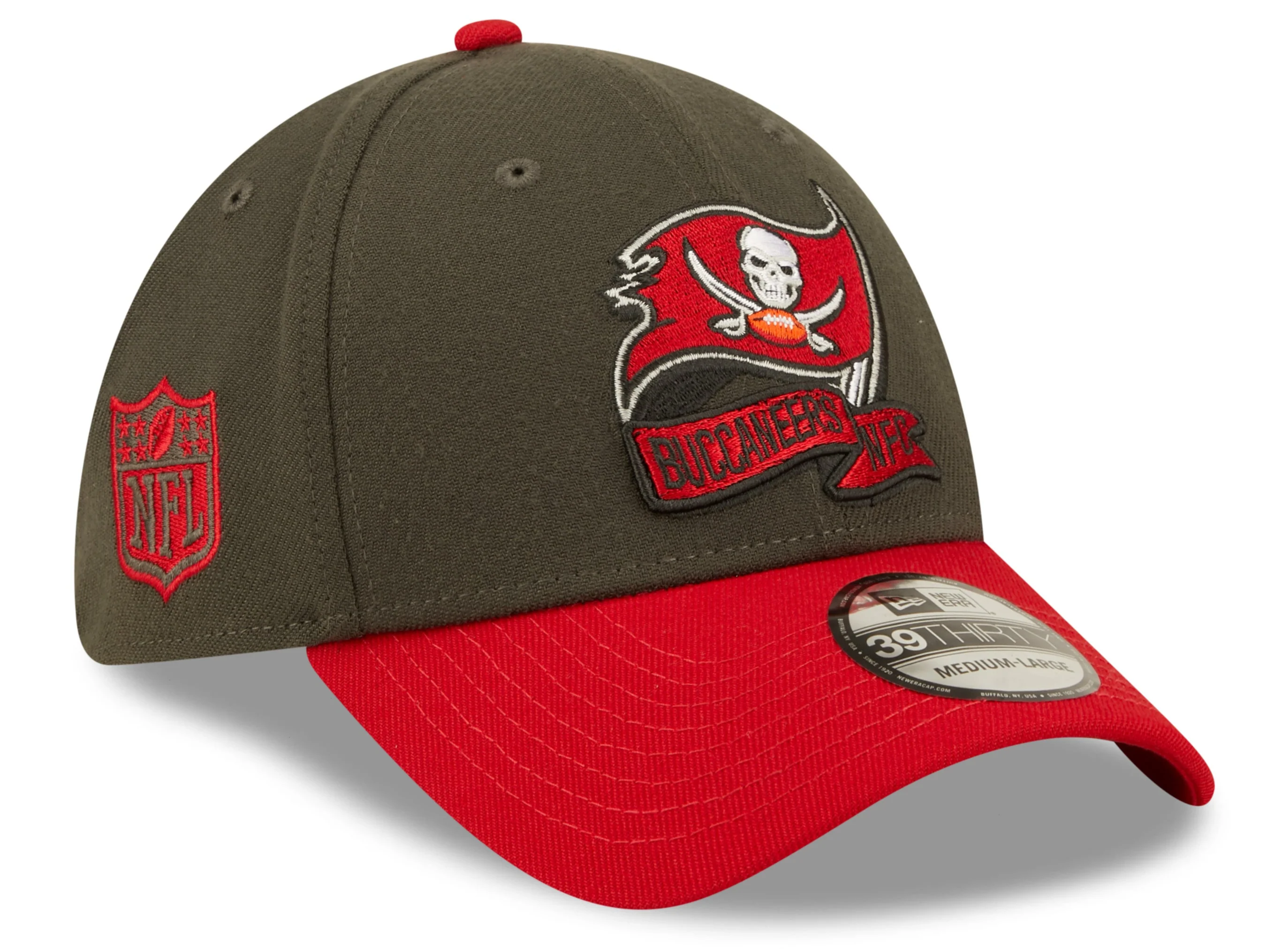 Men's Tampa Bay Buccaneers New Era Pewter/Red 2022 Sideline 39THIRTY Flex Hat