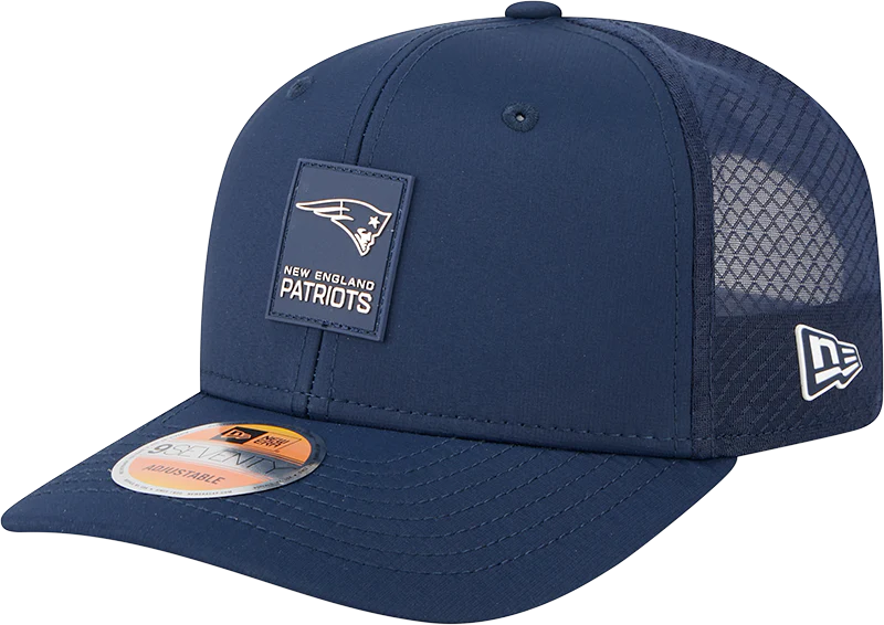Men's New England Patriots New Era Navy 2025 Sideline 9SEVENTY Trucker Adjustable Hat