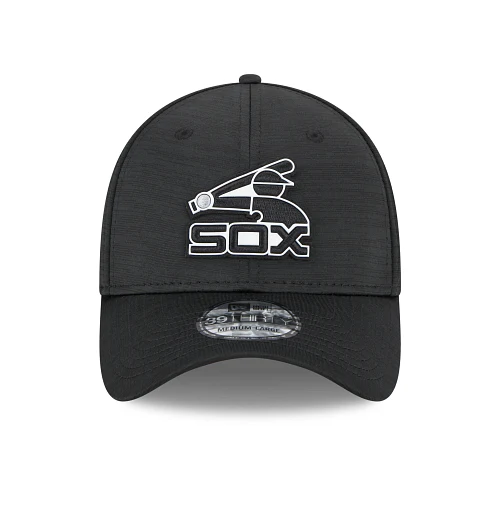 Men's Chicago White Sox New Era Black 2023 Clubhouse 39THIRTY Flex Fit Hat
