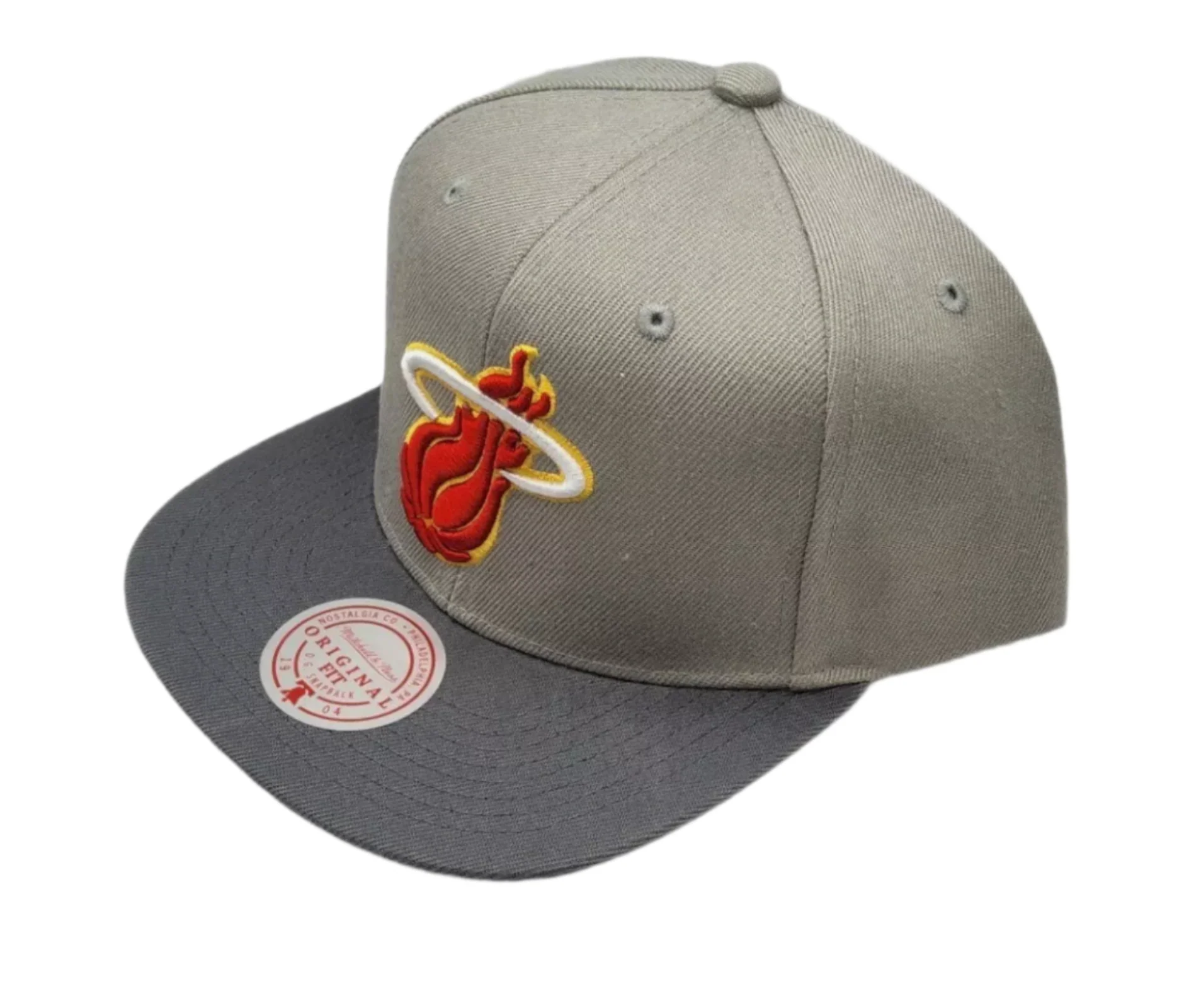 Men's Miami Heat NBA Cool Grey 3 Mitchell & Ness Snapback Hat