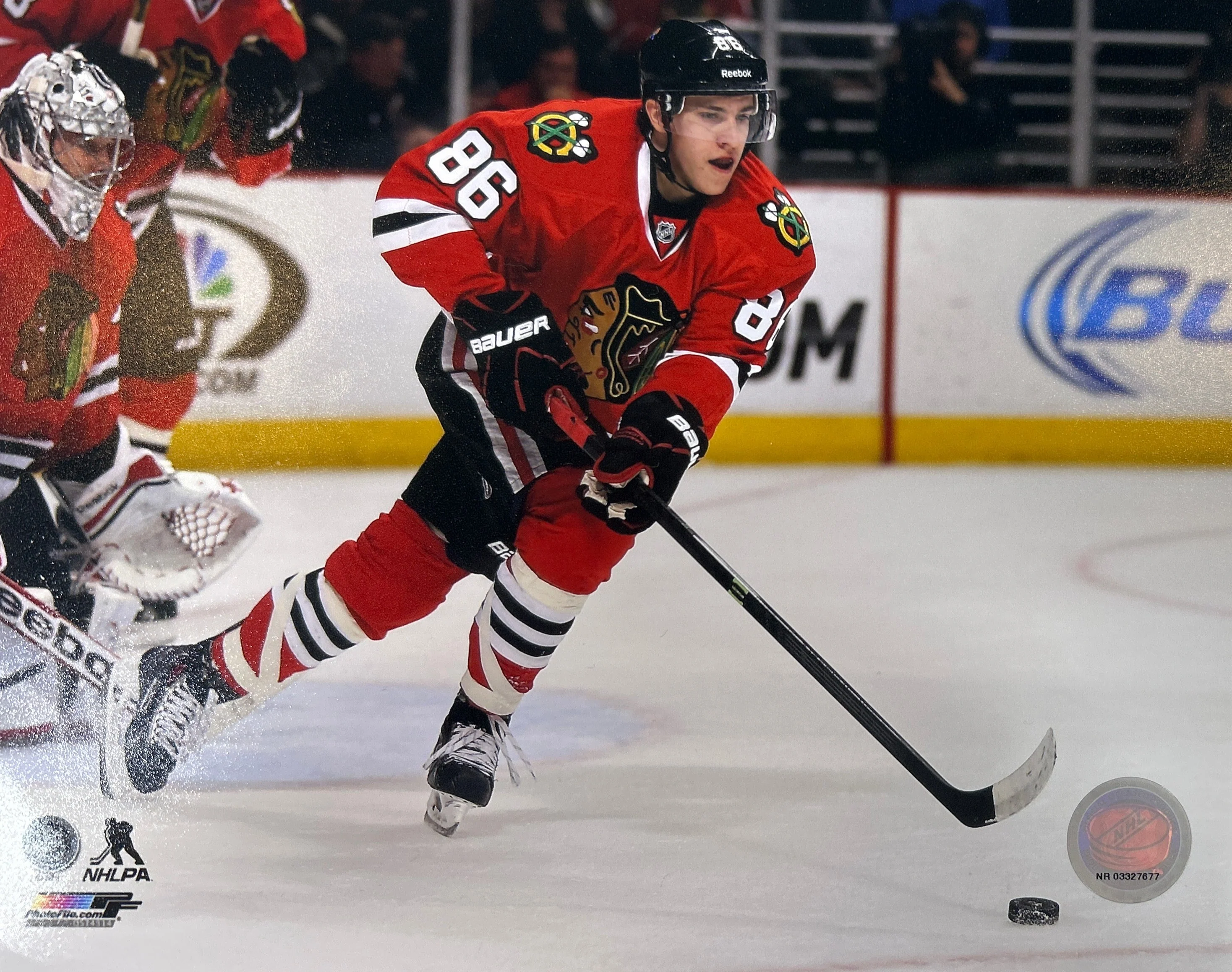 Teuvo Teräväinen Stick Handling Chicago Blackhawks Action Photo (8X10)