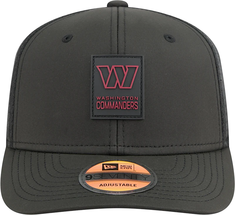 Men's Washington Commanders New Era Black 2025 Sideline 9SEVENTY Trucker Adjustable Hat