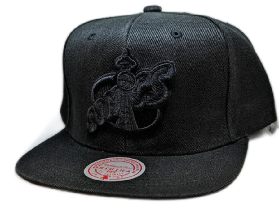 Seattle SuperSonics Mitchell & Ness Tonal Black Pink Moon Snapback Hat