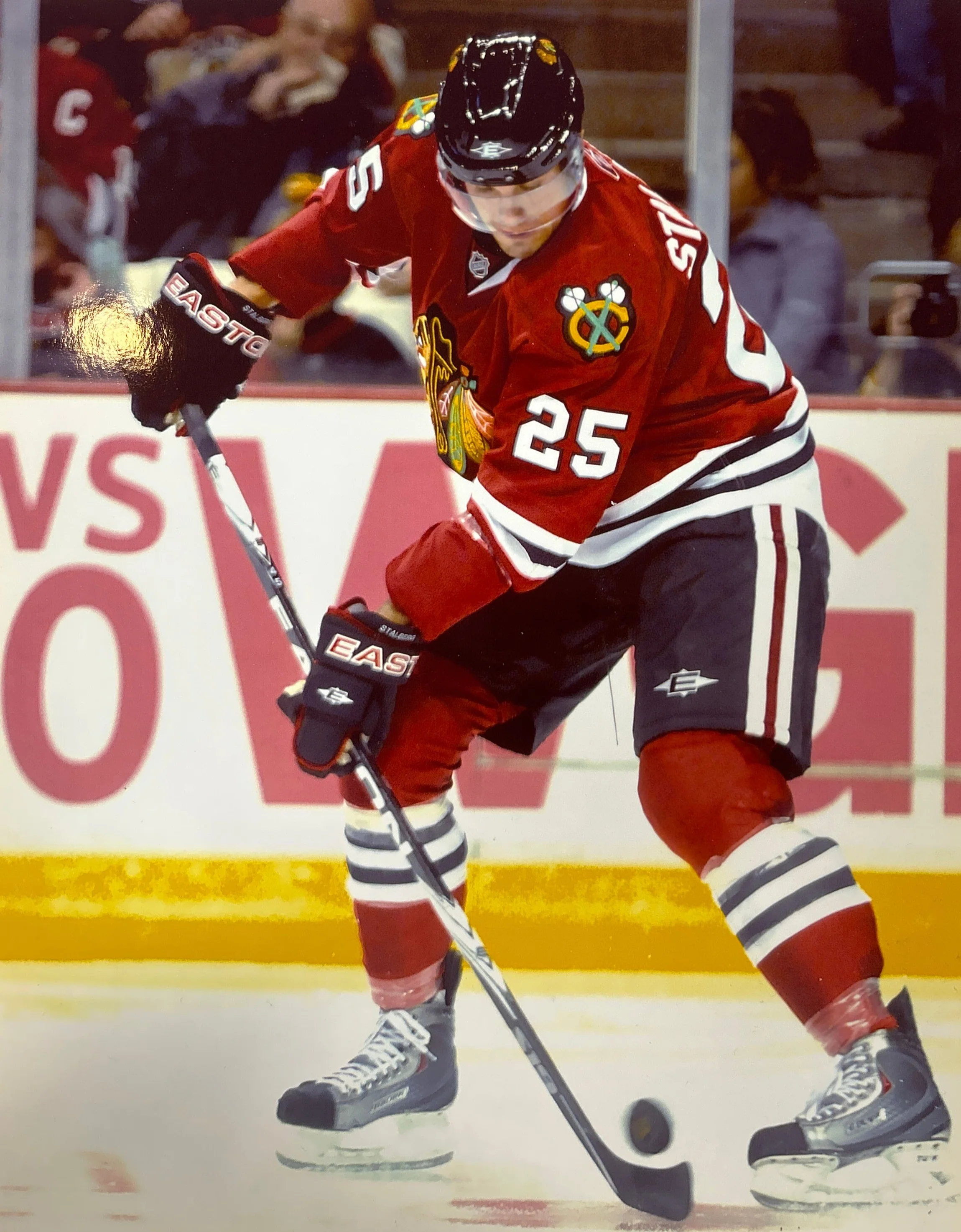 Viktor Stålberg Chicago Blackhawks Action Photo (8X10)