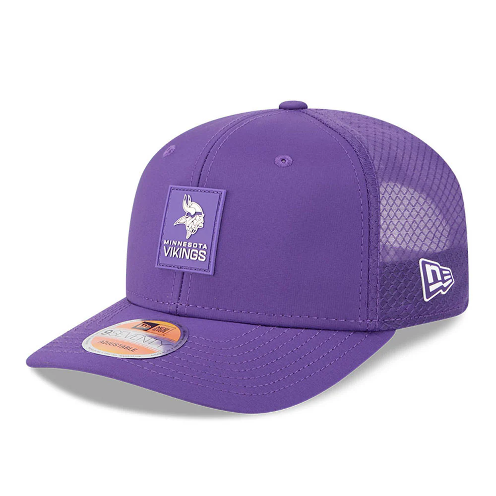 Men's Minnesota Vikings New Era Purple 2025 NFL Sideline Heat 9SEVENTY Adjustable Hat