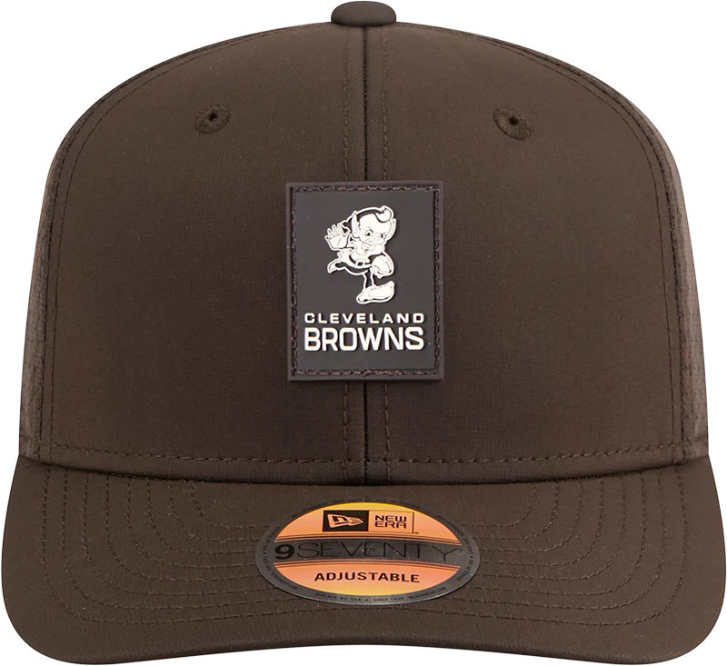 Men's Cleveland Browns New Era Brown 2025 Sideline Brownie 9SEVENTY Trucker Adjustable Hat