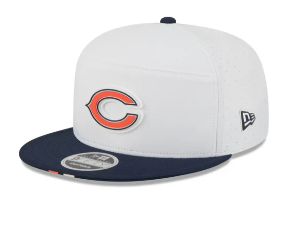 Men's Chicago Bears New Era White/Navy Secondary Logo 2025 NFL Training Camp Split Panel 9FIFTY Snapback Hat