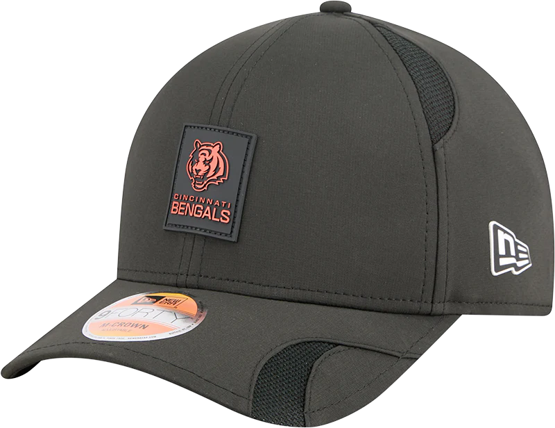 Men's Cincinnati Bengals New Era Black 2025 NFL Sideline Heat 9FORTY M-Crown Adjustable Hat