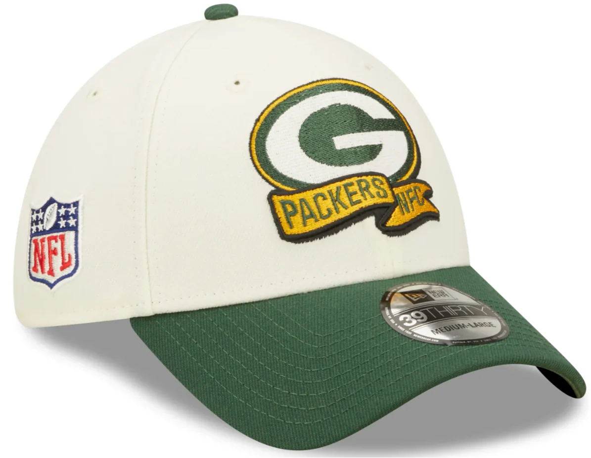 Men's Green Bay Packers New Era Cream/Green 2022 Sideline 39THIRTY Flex Hat