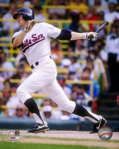 MLB Carlton Fisk Chicago White Sox Action Photo (Size: 8