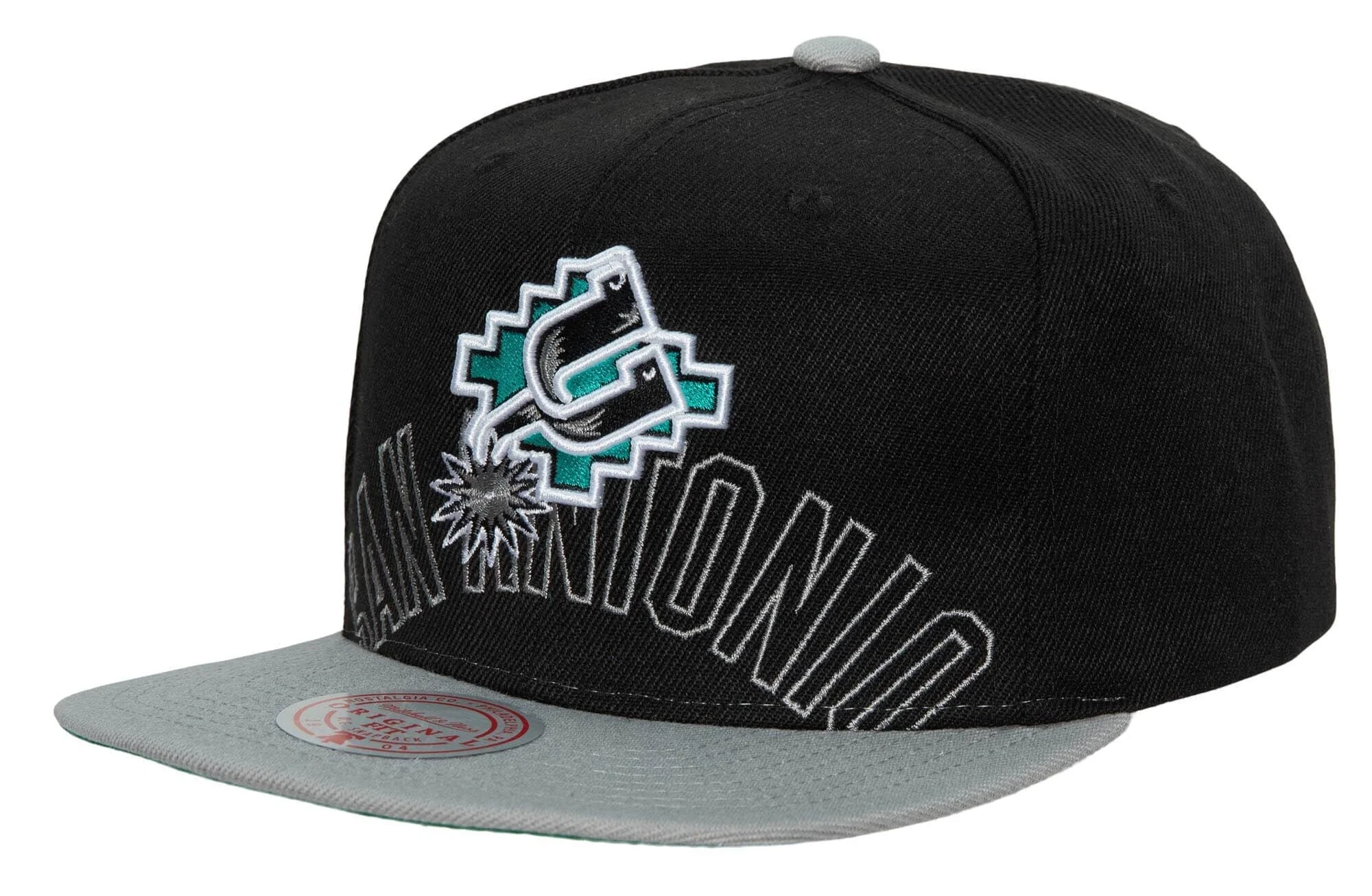 Men's San Antonio Spurs Mitchell & Ness 2 Tone Black and Gray Low Big Face Hardwood Classics Snapback Hat