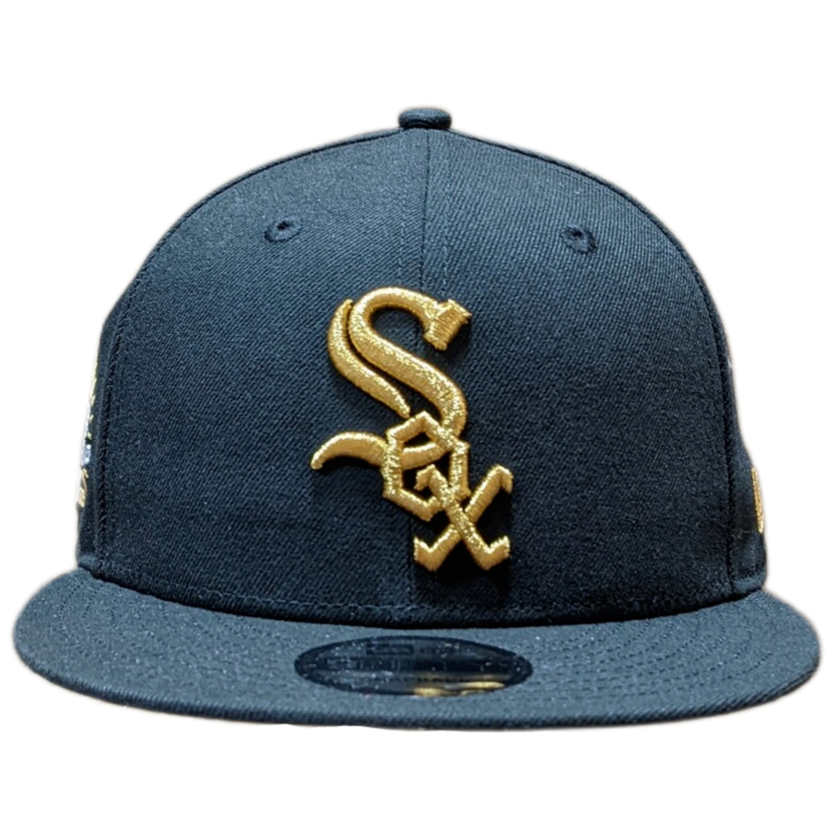 Mens Chicago White Sox New Era Black Gold Rush Cooperstown Collection Black and Gold 9FIFTY Snapback Hat
