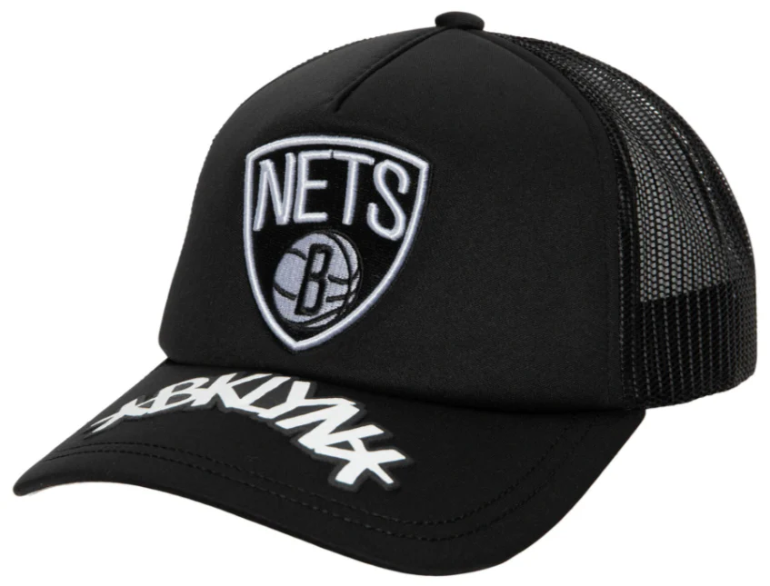 Mens Brooklyn Nets NBA Puff The Magic Trucker Mitchell & Ness Snapback Hat