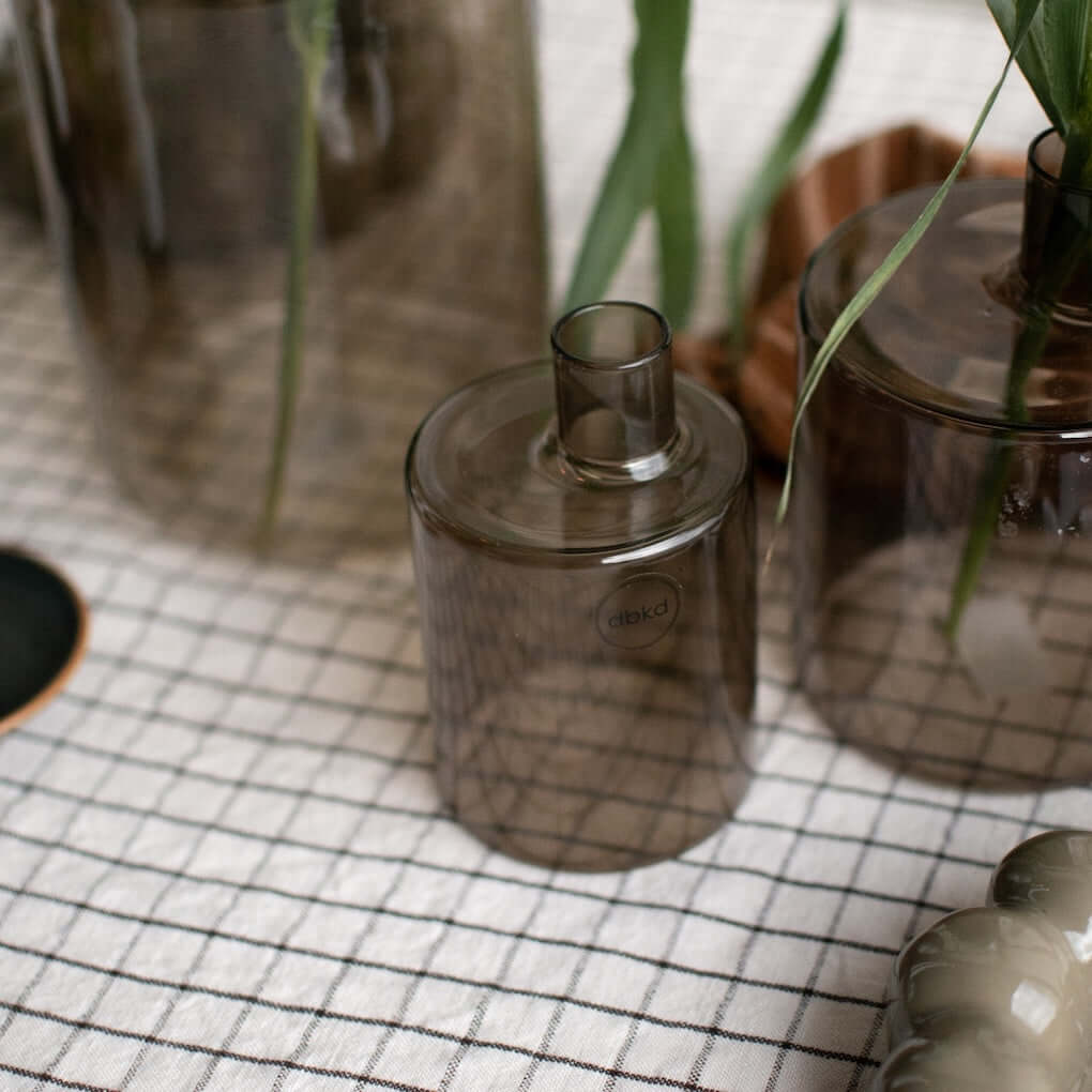 dbkd Pipe Vase Glas - die perfekte Vase für kleine Sträuße