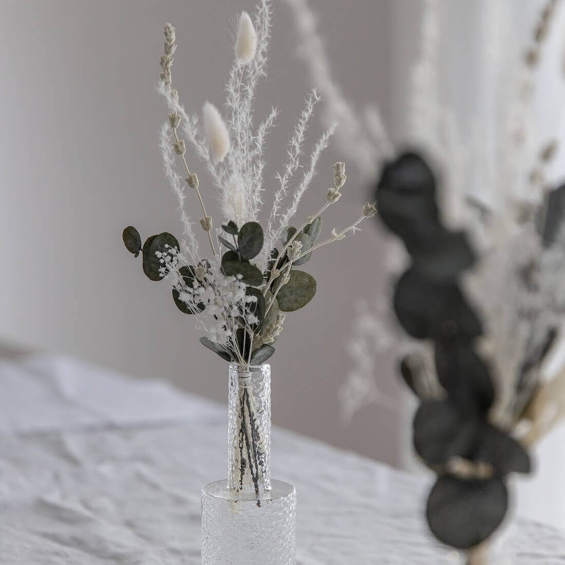 Trockenblumenstrauß Tischdeko Eukalyptus weiß