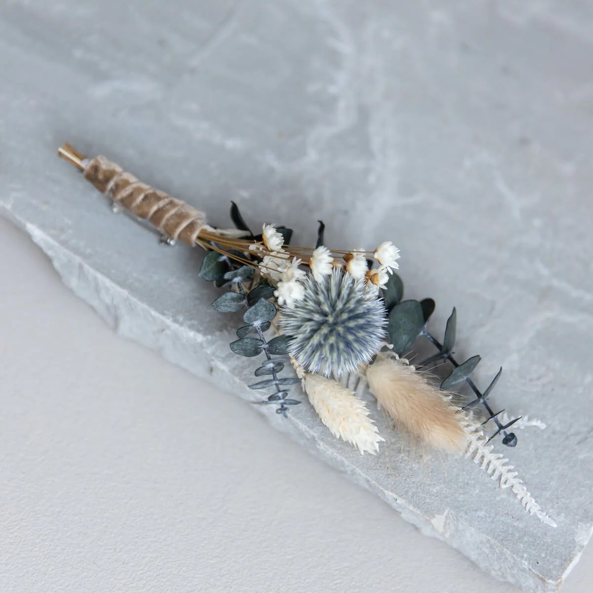 Anstecker Bräutigam I Trauzeuge I Trockenblumen Eukalyptus Kugeldistel