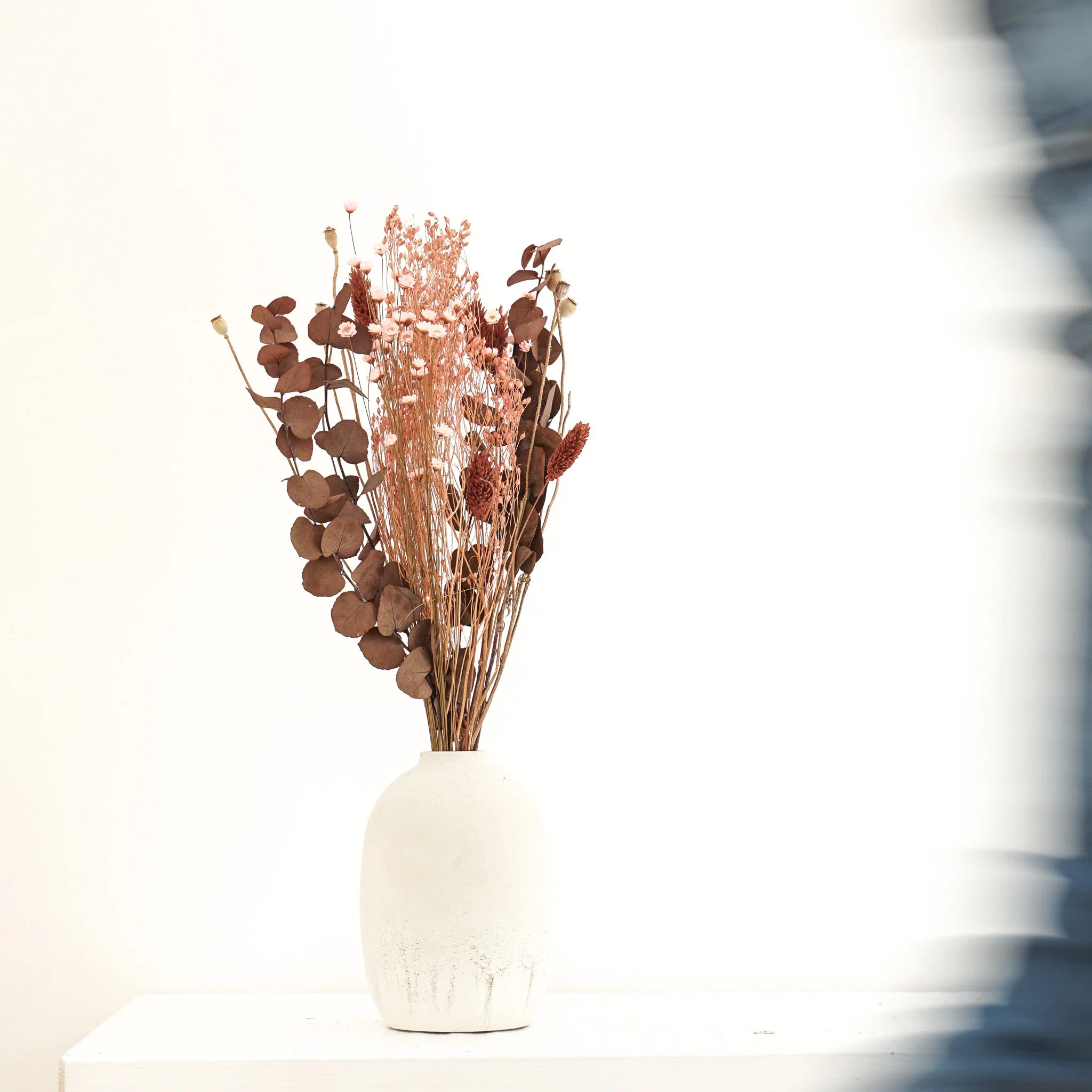 Trockenblumenstrauß Mini Eukalyptus rot