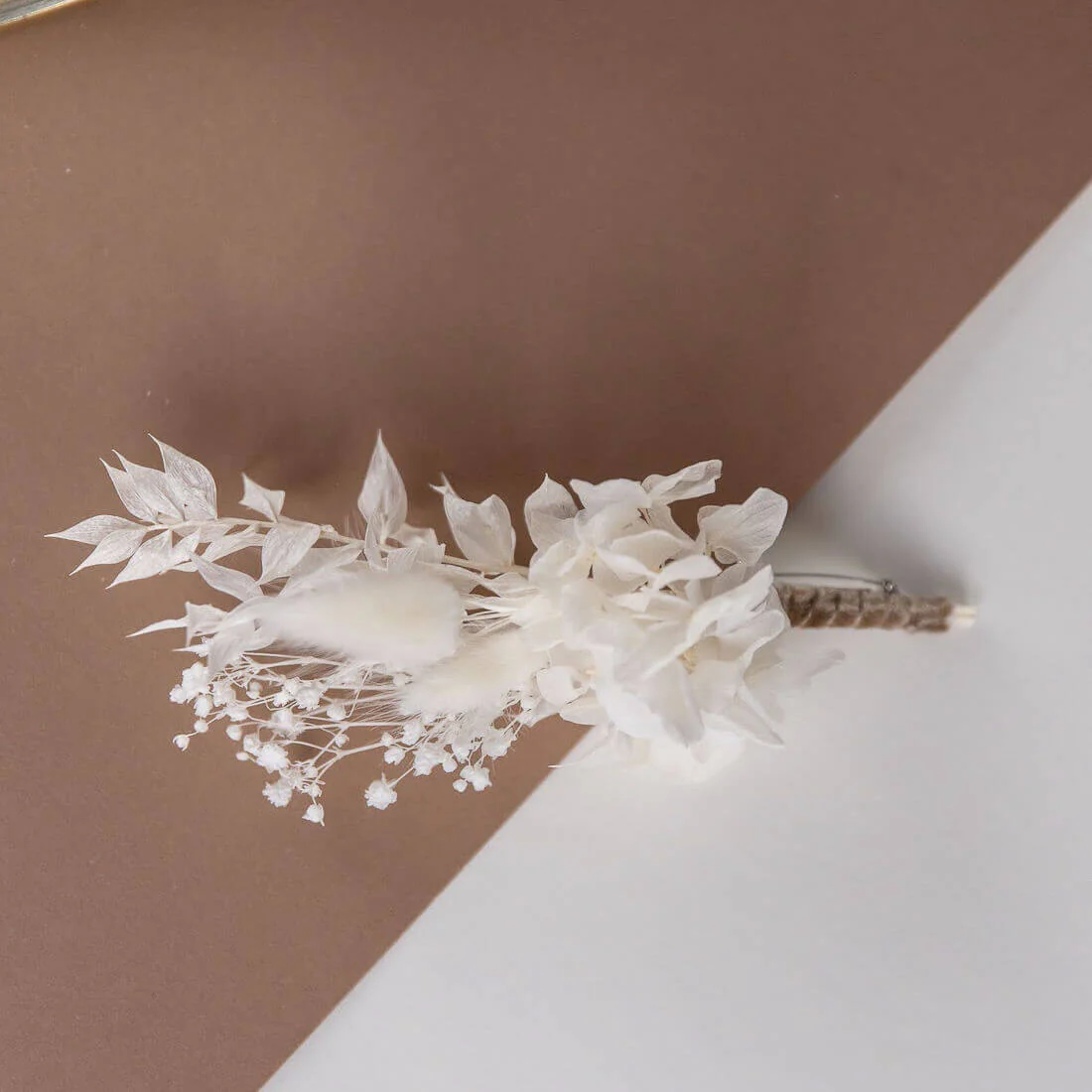 Anstecker Bräutigam Trockenblumen weiß