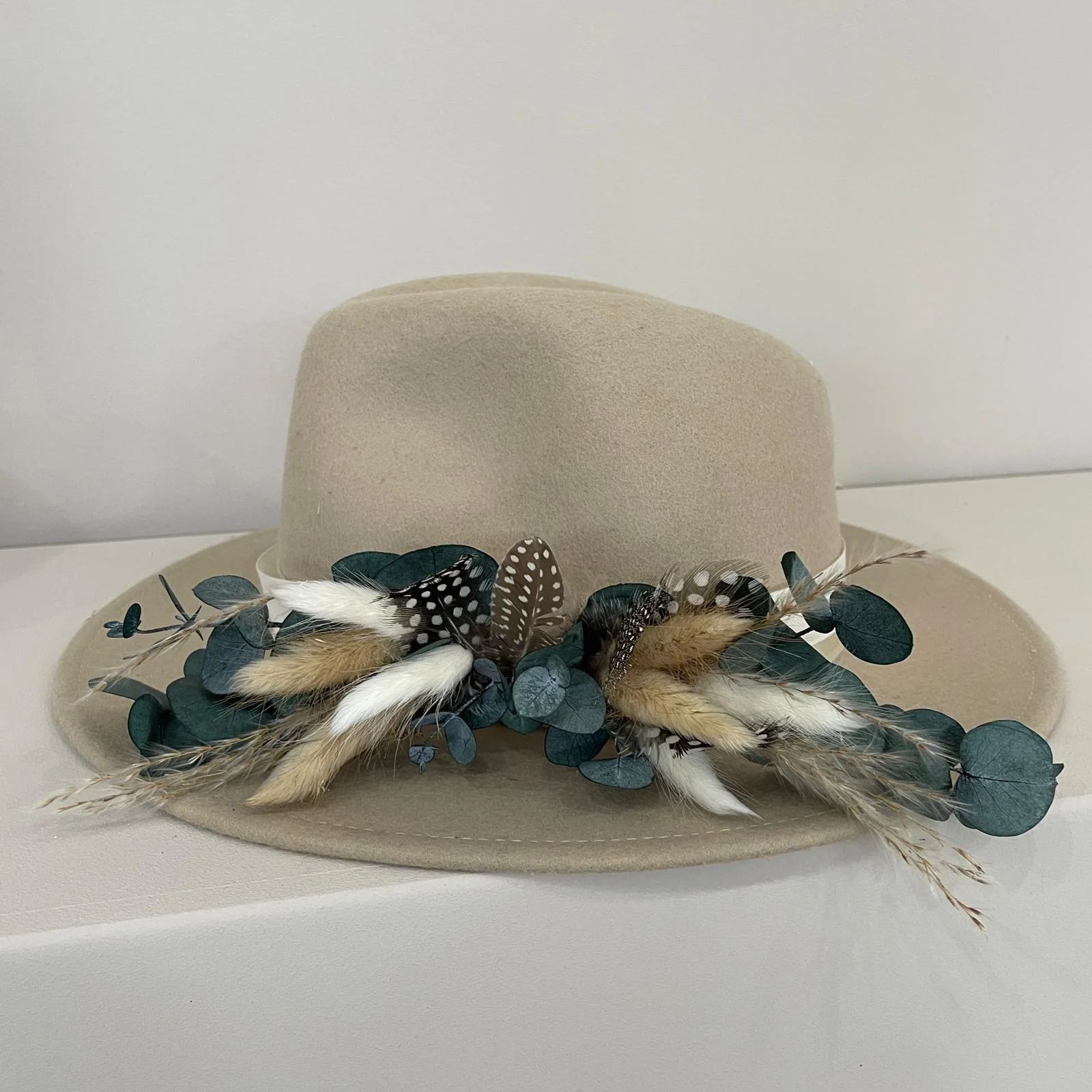 Hutband Trockenblumen grün Eukalyptus