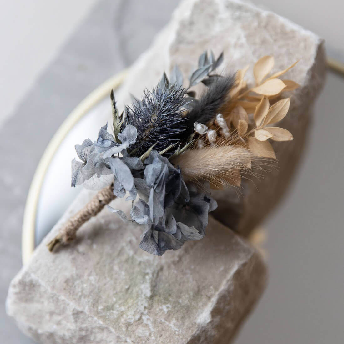 Anstecker Bräutigam I Trauzeuge I Trockenblumen blau apricot