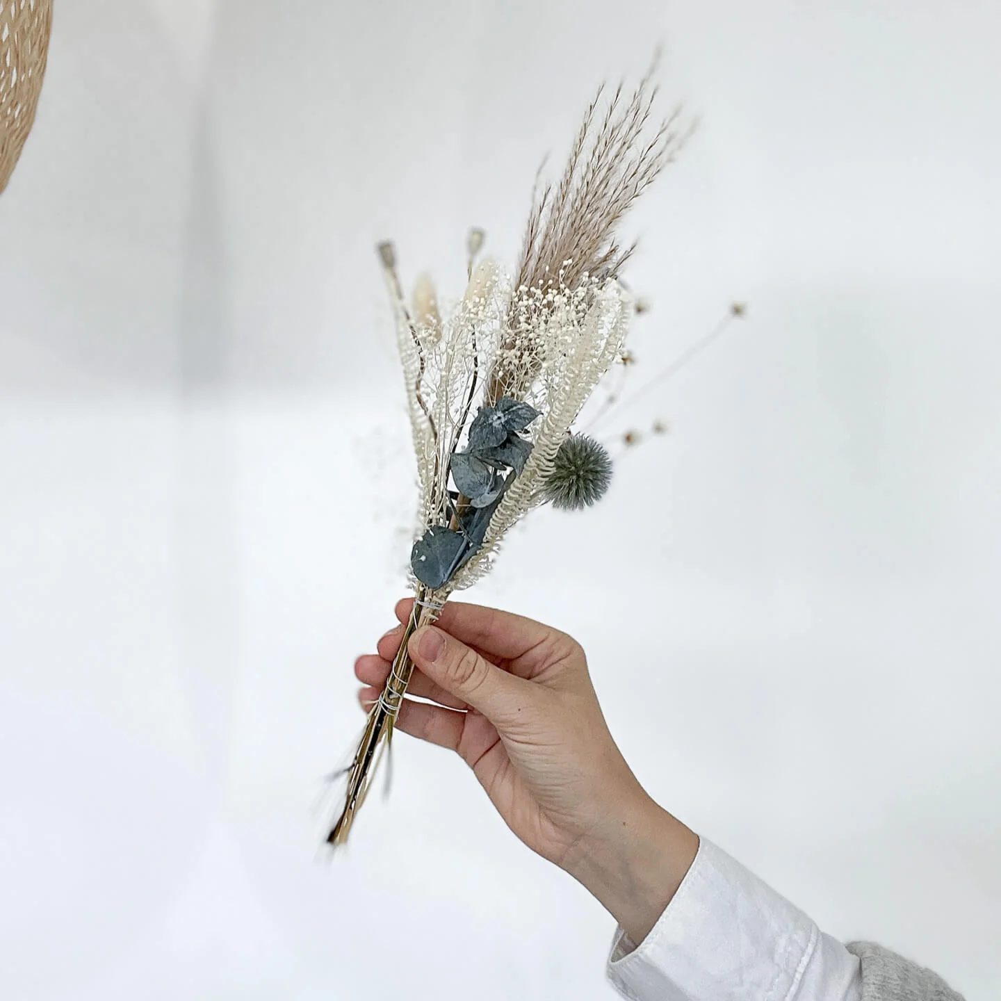 Trockenblumenstrauß Mini Eukalyptus Distel