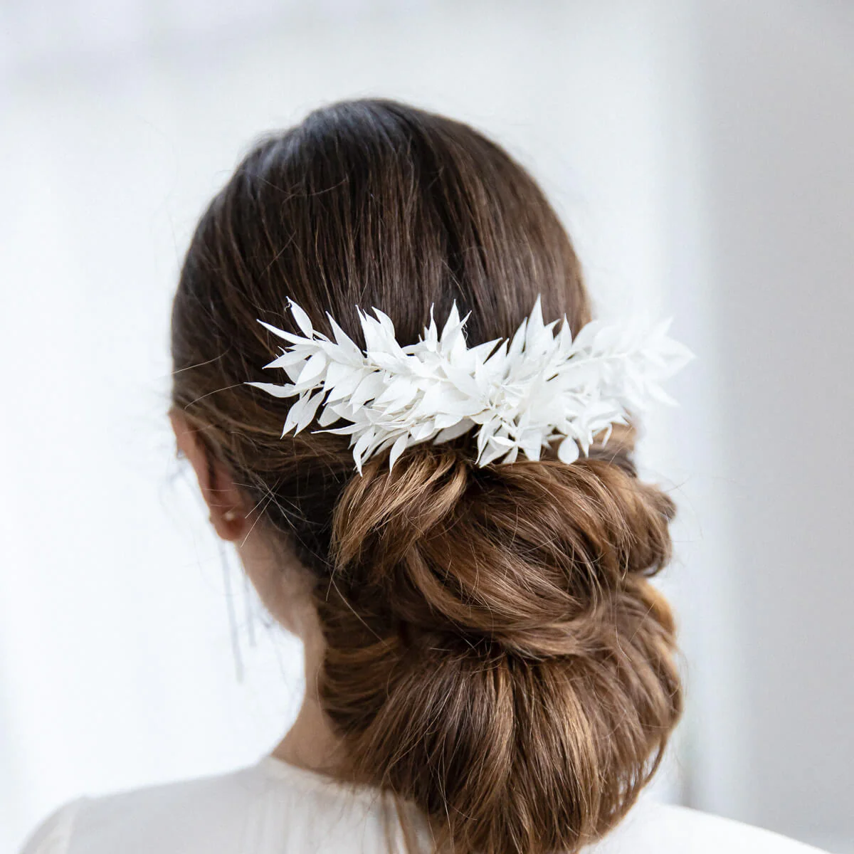 Haarkamm Trockenblumen weiß Ruskus