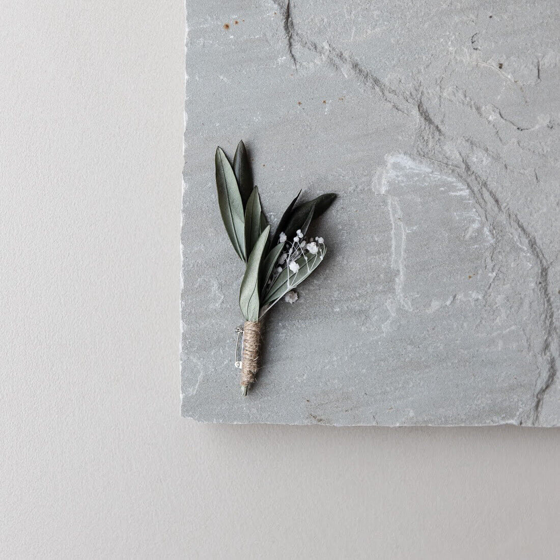 Anstecker Bräutigam Olive