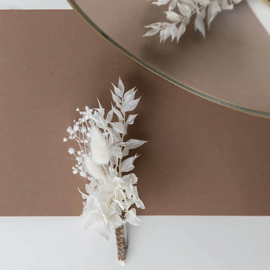 Anstecker Bräutigam Trockenblumen weiß
