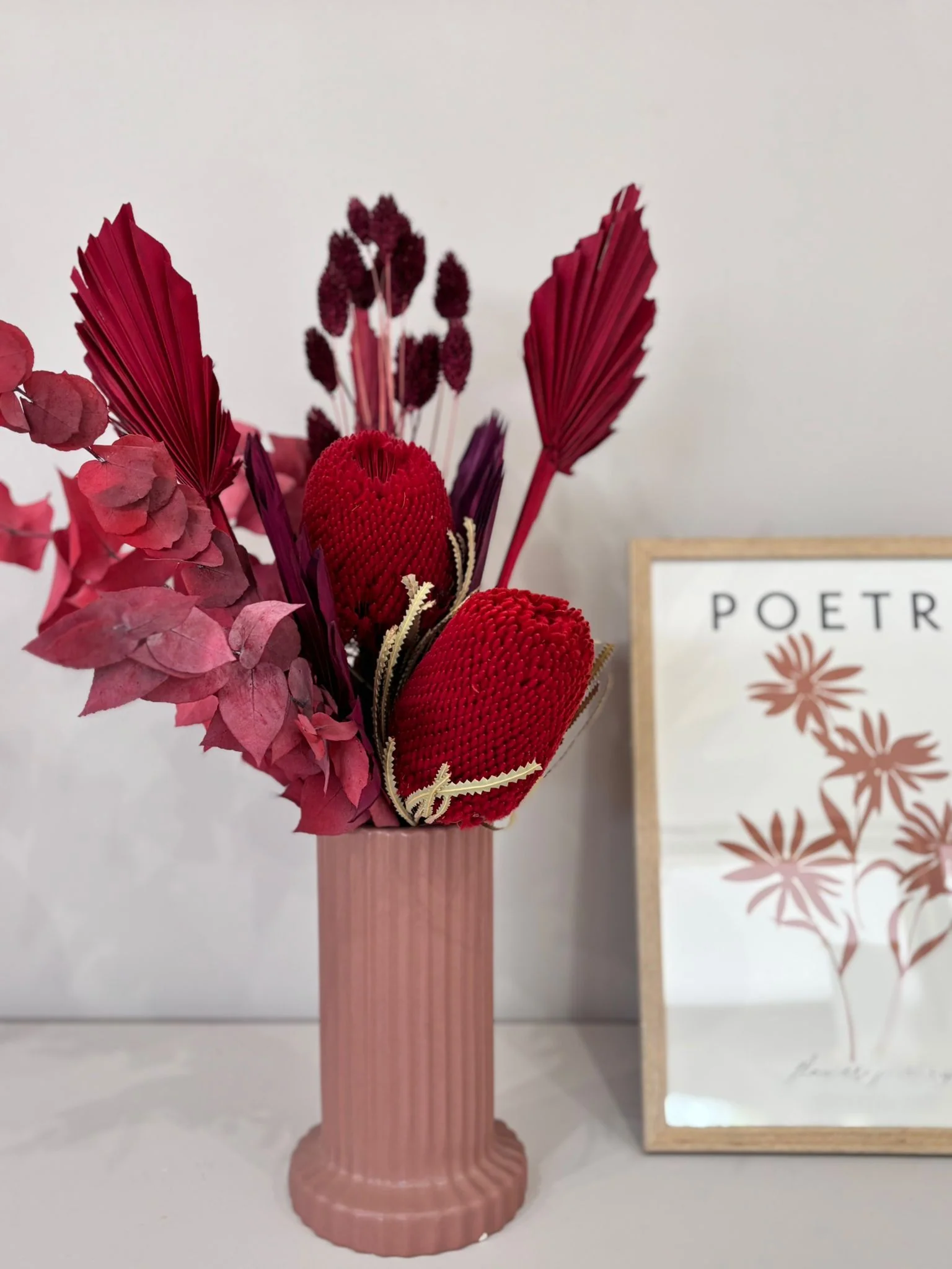 Red Velvet: Ein Statement-Strauß in kräftigem rot