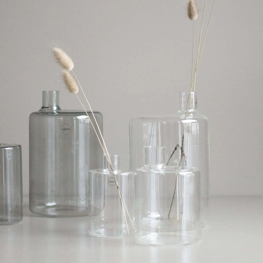 dbkd Pipe Vase Glas - die perfekte Vase für kleine Sträuße