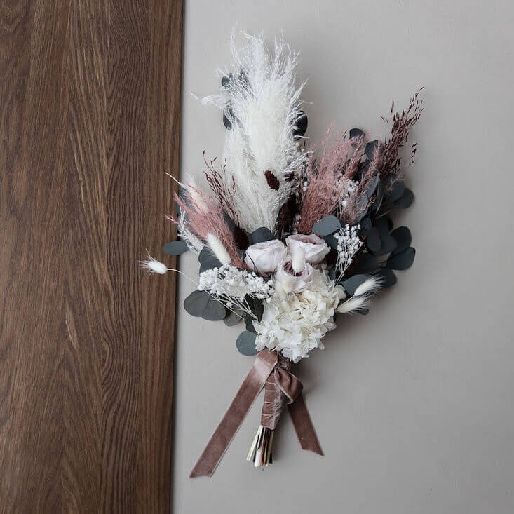 Rosige Romantik: Der Prinzessinnen-Brautstrauß in dezenten rosa Tönen