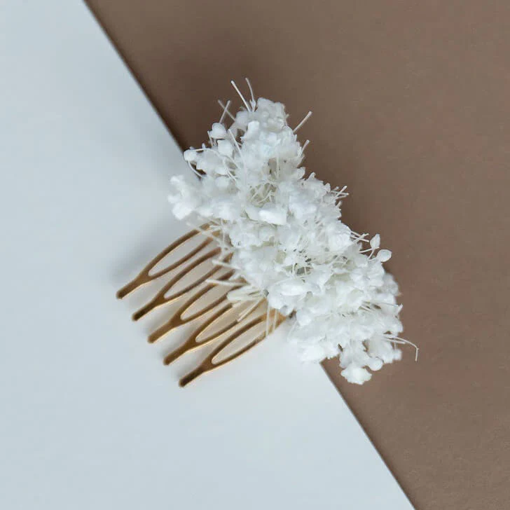 Haarkamm Trockenblumen weiß Schleierkraut