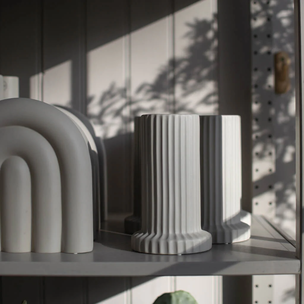 dbkd Vase Stripe Säule mit Rillen