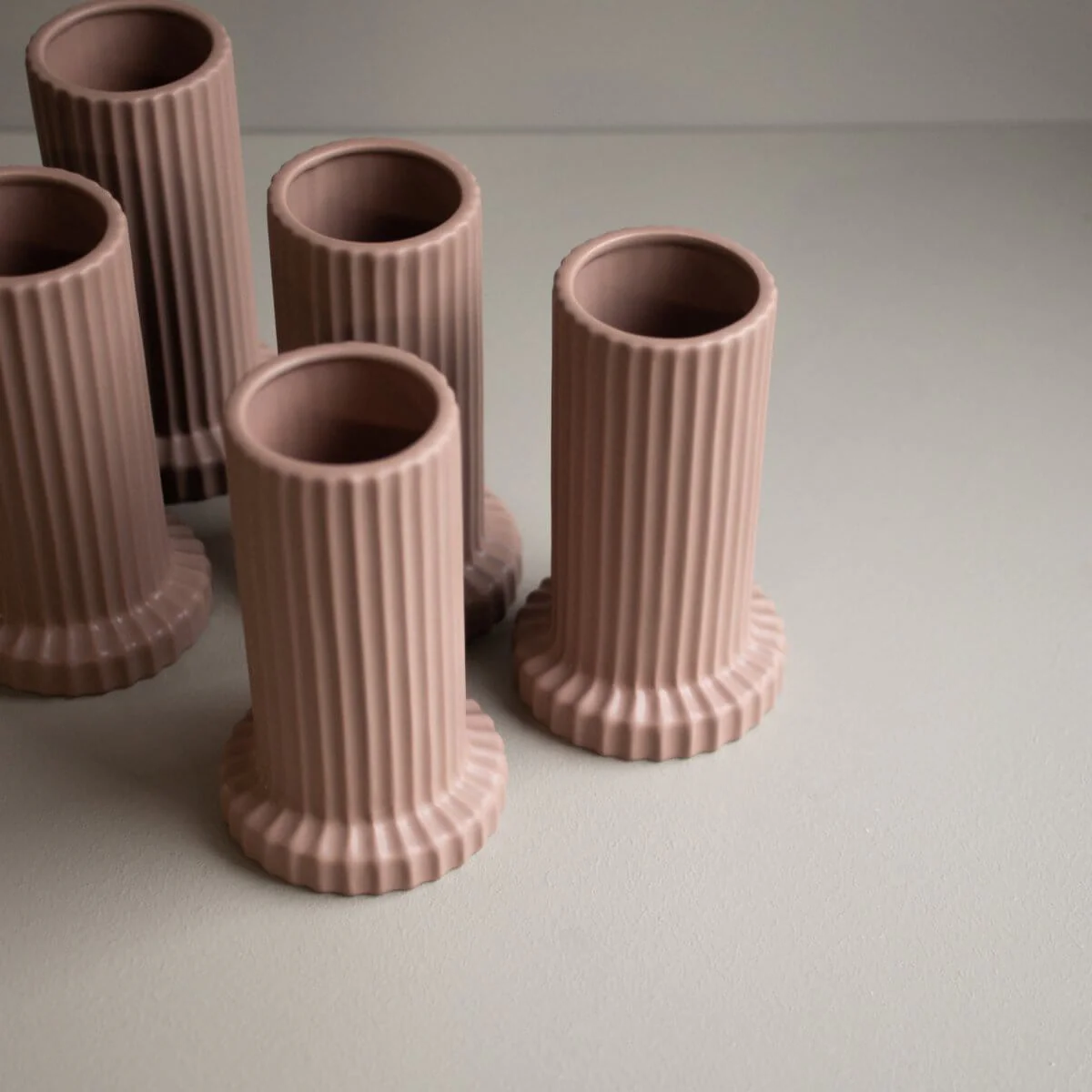 dbkd Vase Stripe Säule mit Rillen