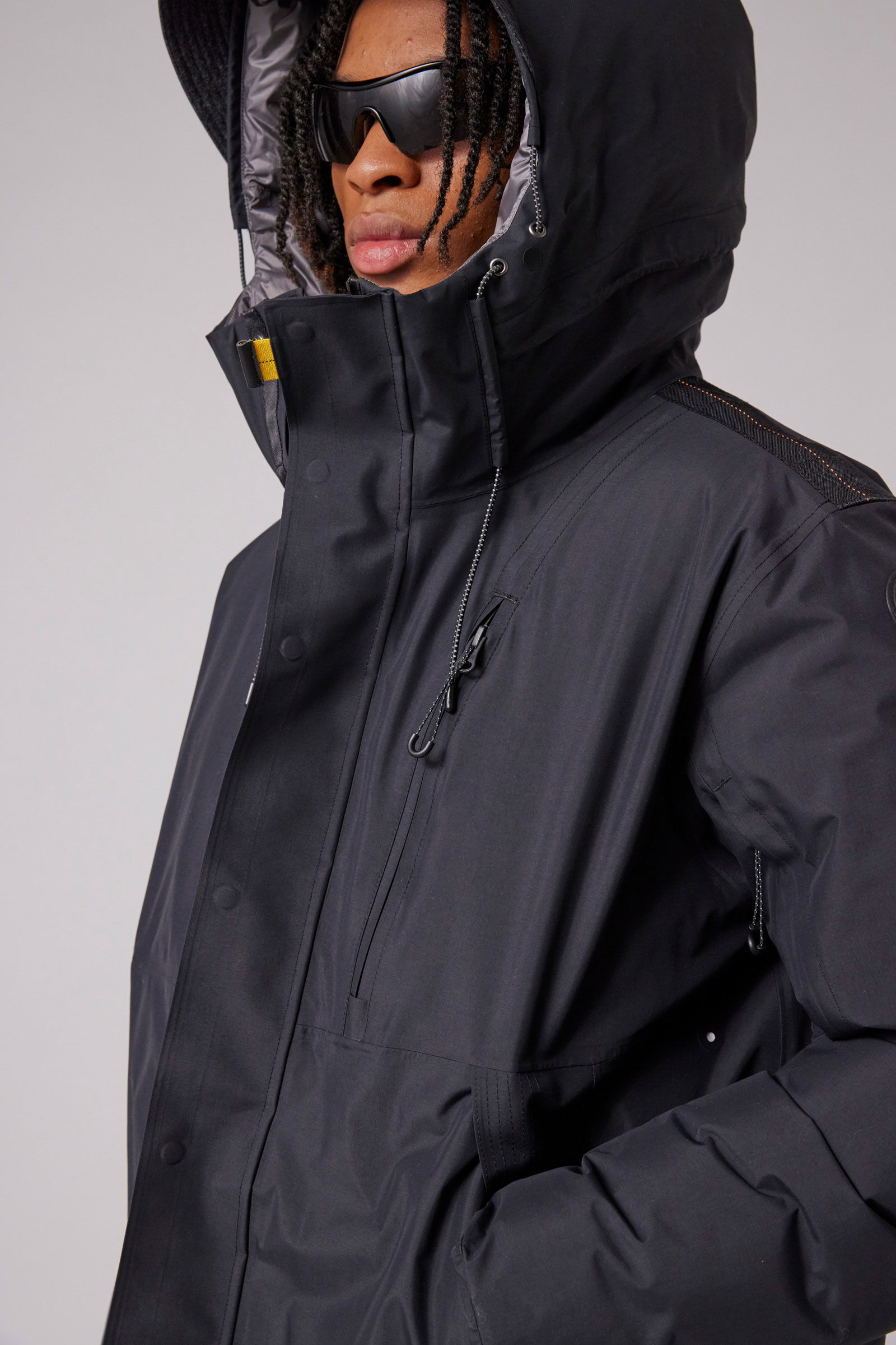 HELO - HOODED JACKET