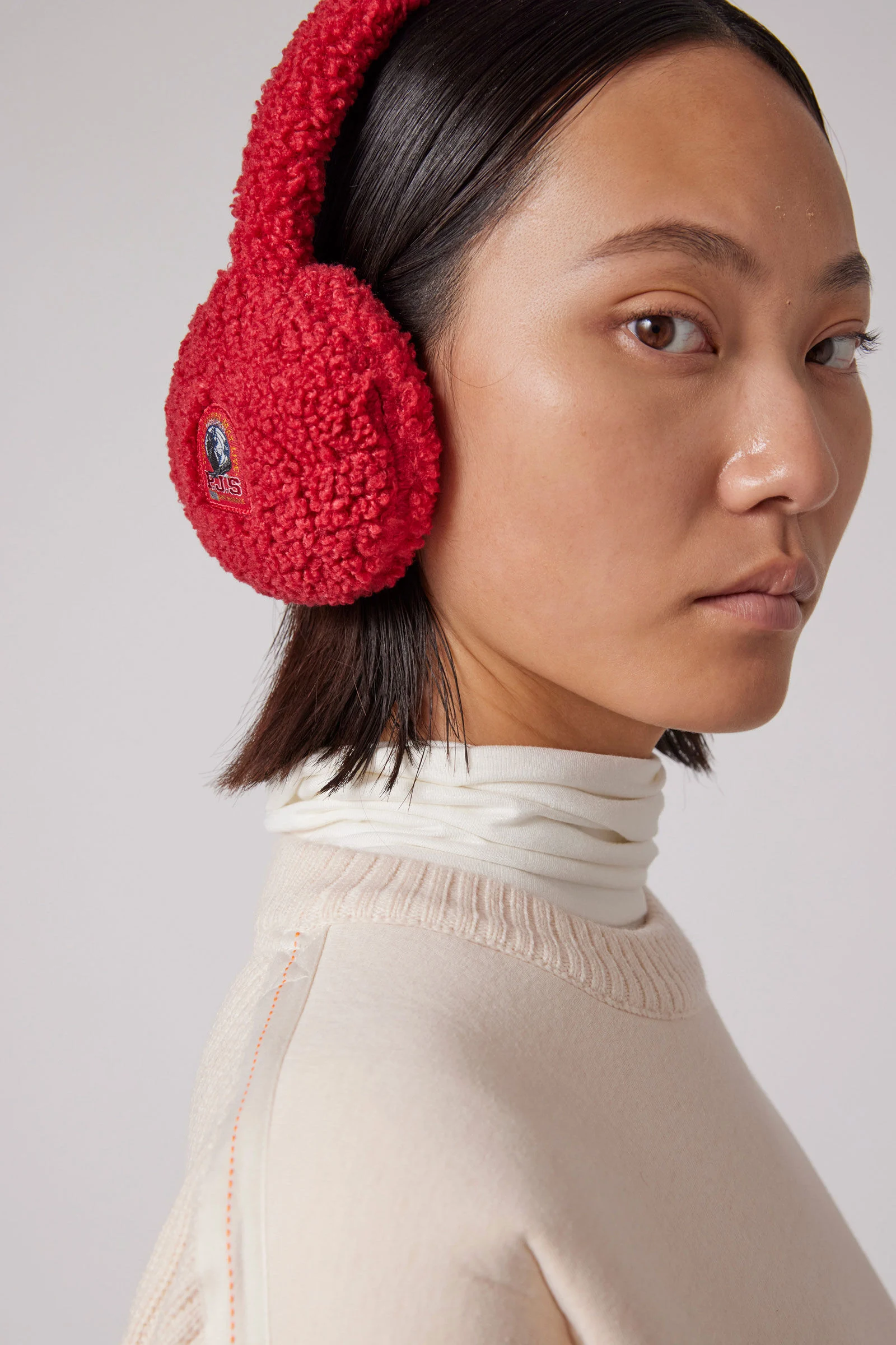 POWER - CURLY FLEECE EARMUFFS