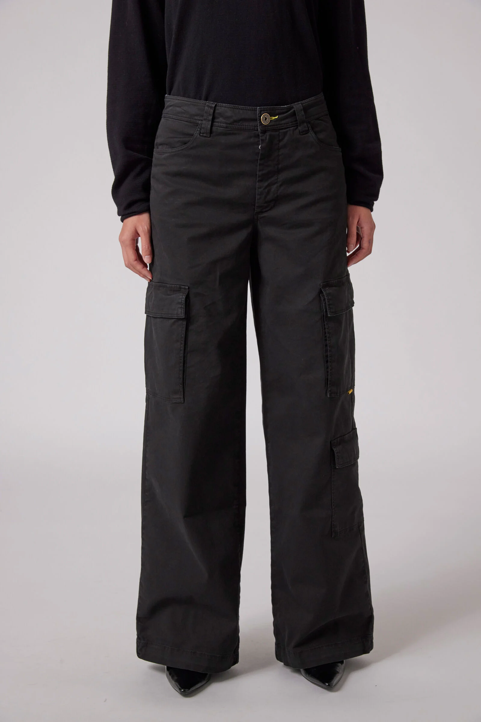 LELA - CARGO PANTS