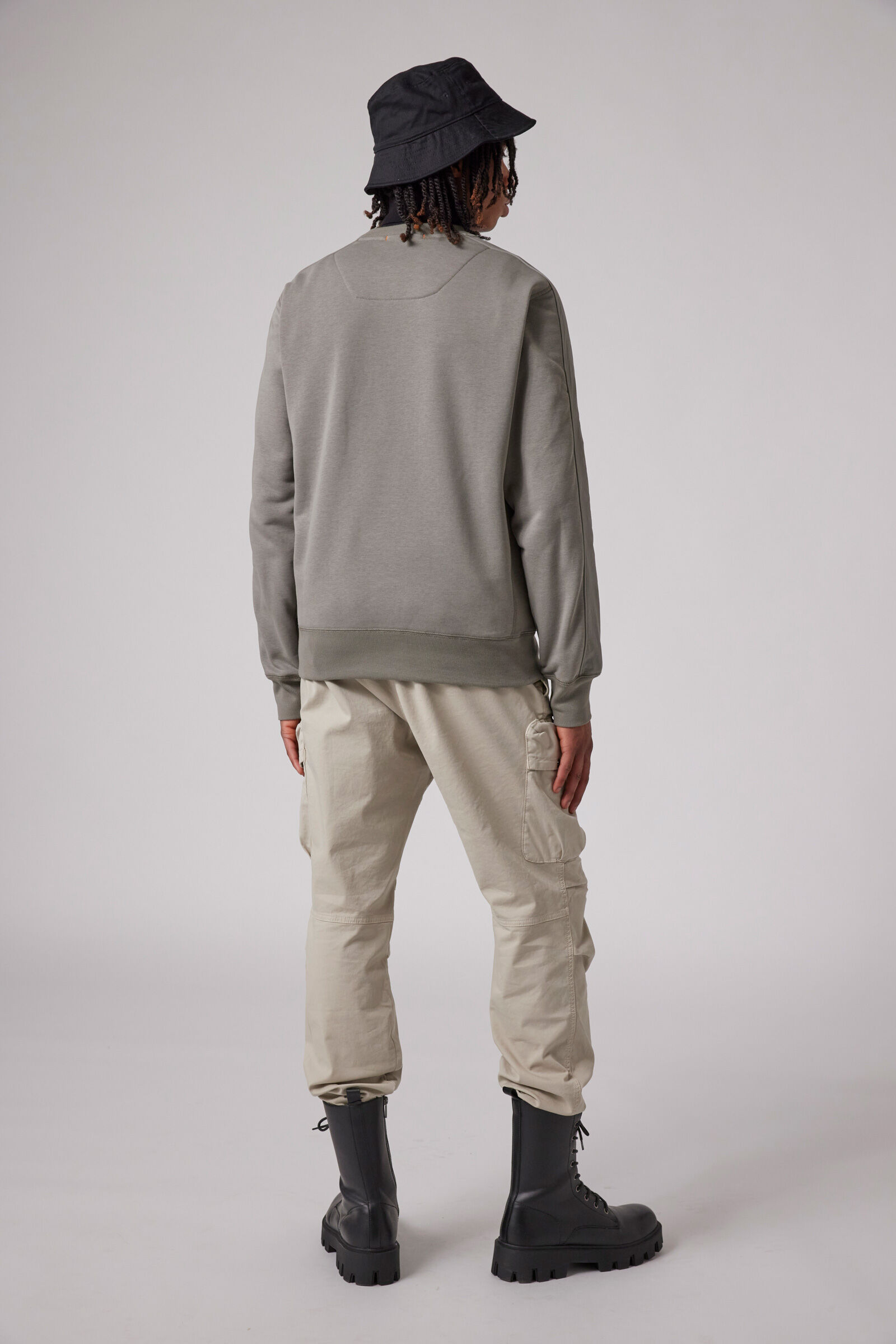 CREW - CREWNECK SWEAT