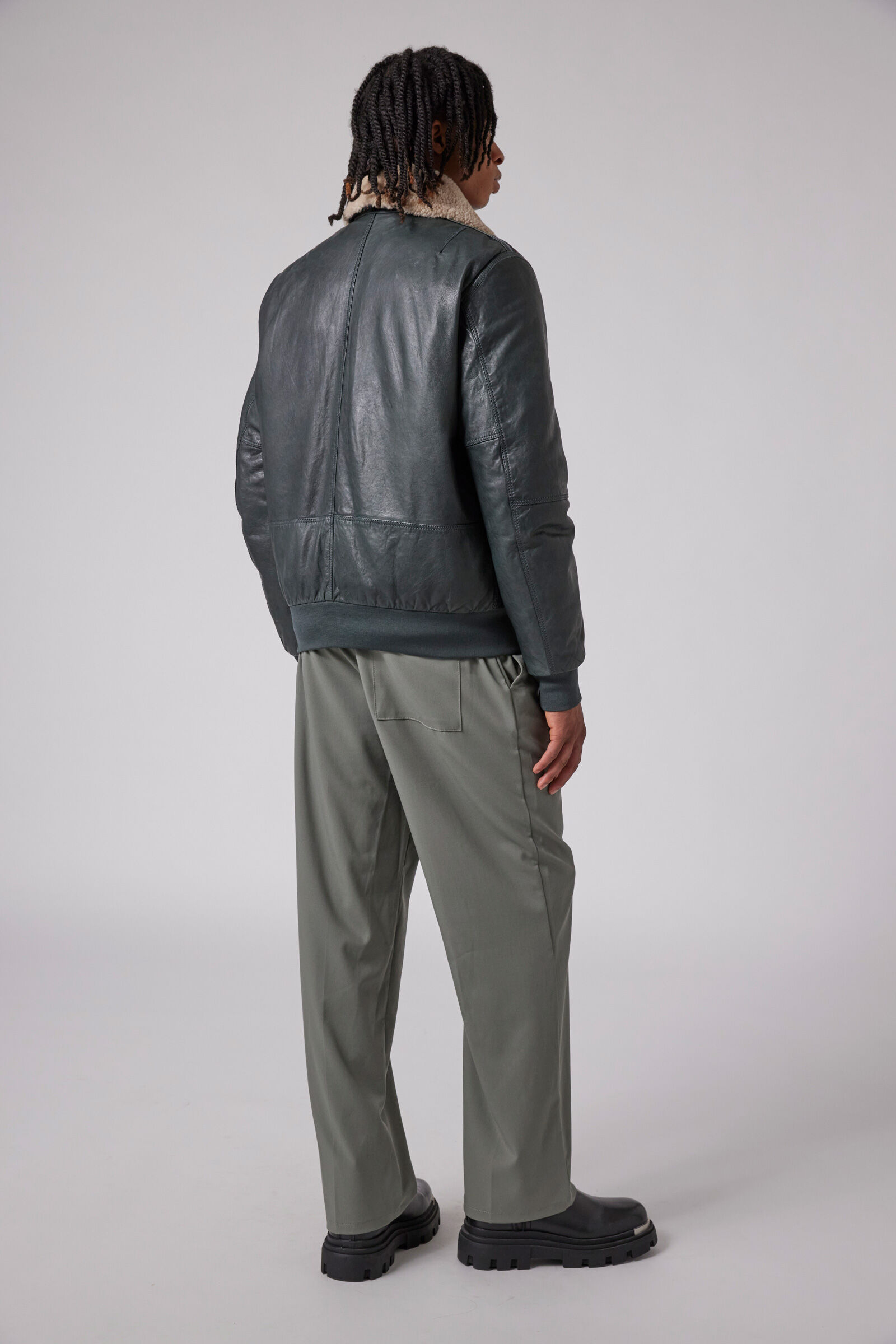 JOSH - LEATHER BOMBER