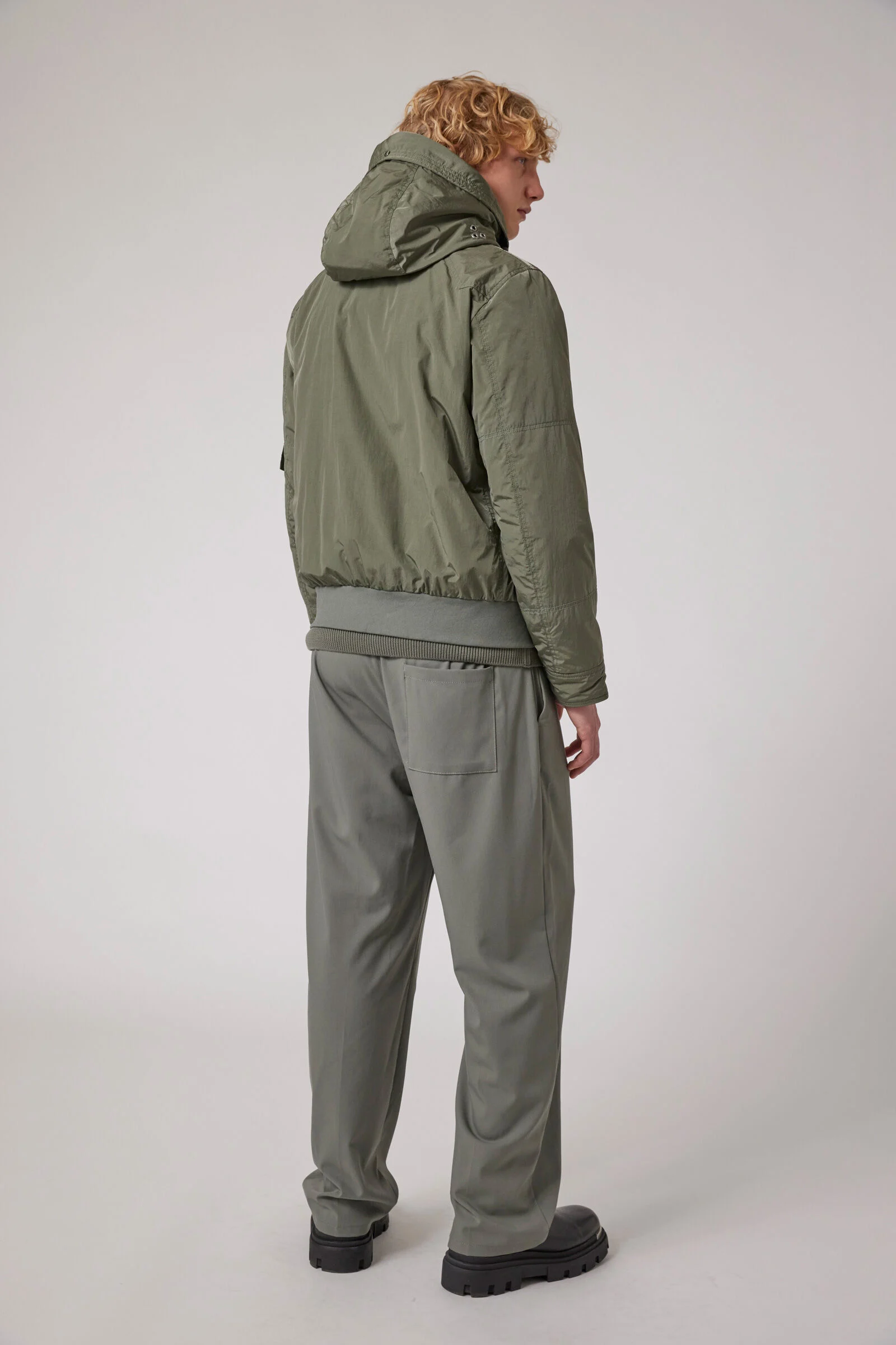 LEANDER - HOODED BOMBER