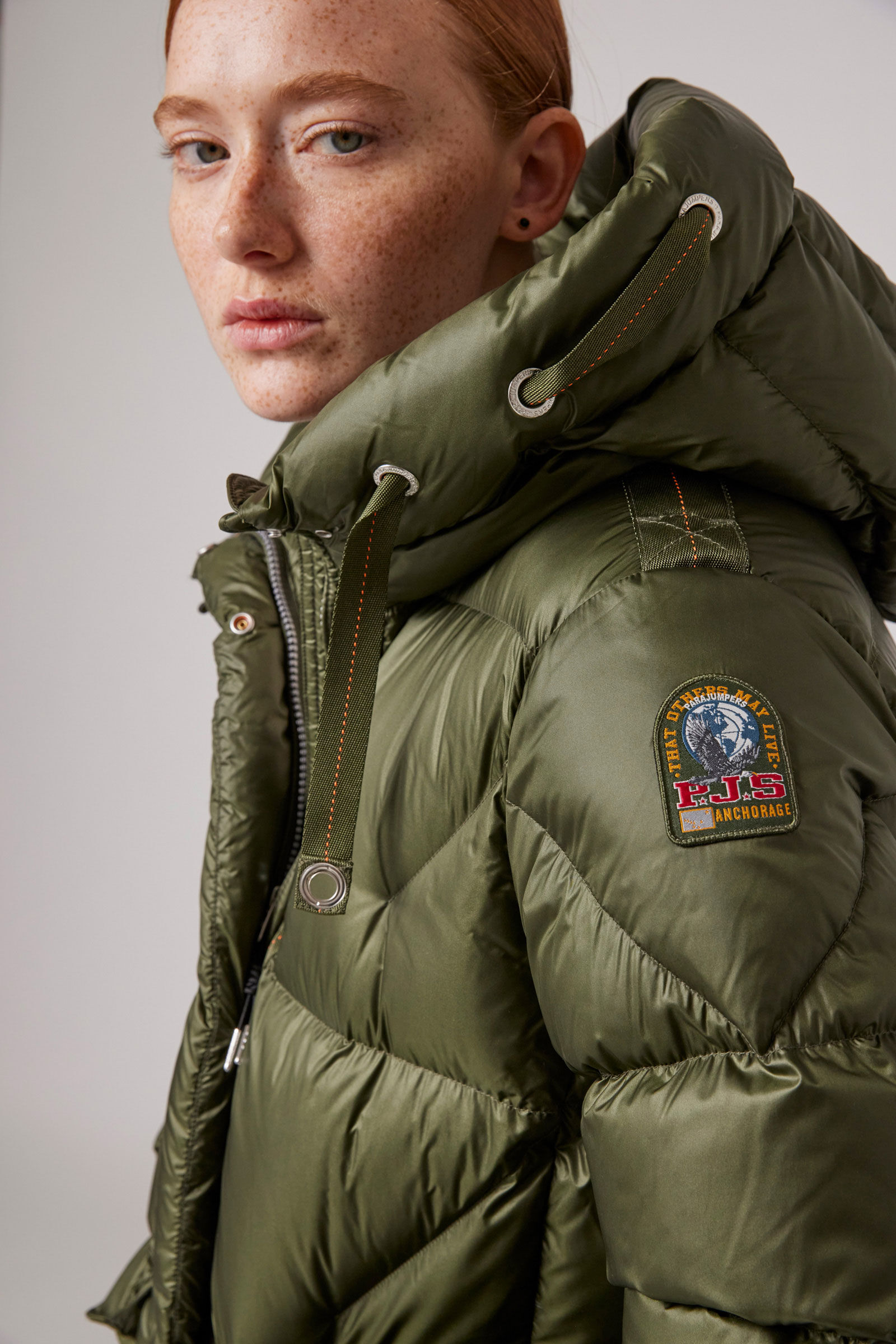 LEONIE - HOODED DOWN JACKET